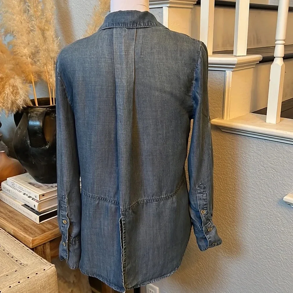 Bella Dahl lightweight button down denim top Size XS - Picture 6 of 9